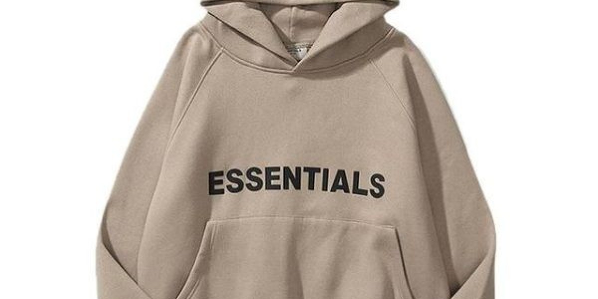 Essential Hoodie Trends: What’s Hot in 2025?