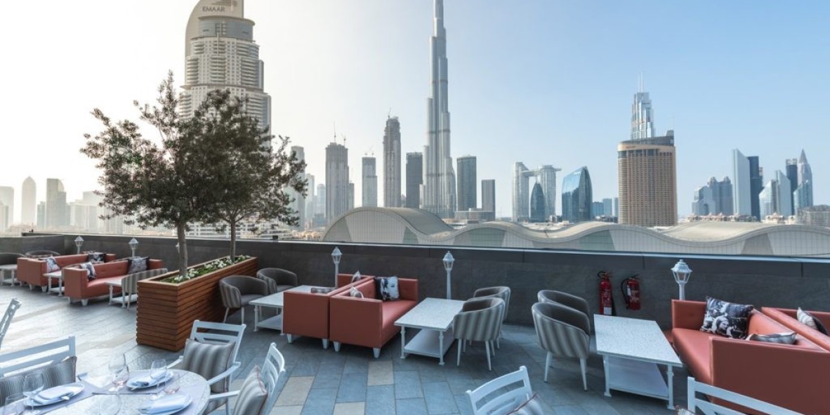 Experience the Ultimate Escape at a Palm Jumeirah Resort