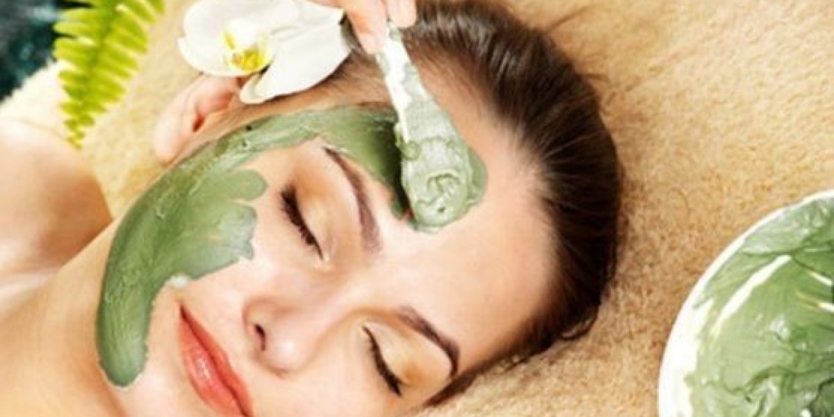 Best Kits and Organic Treatments Of Herbal Facial Skincare In 2025