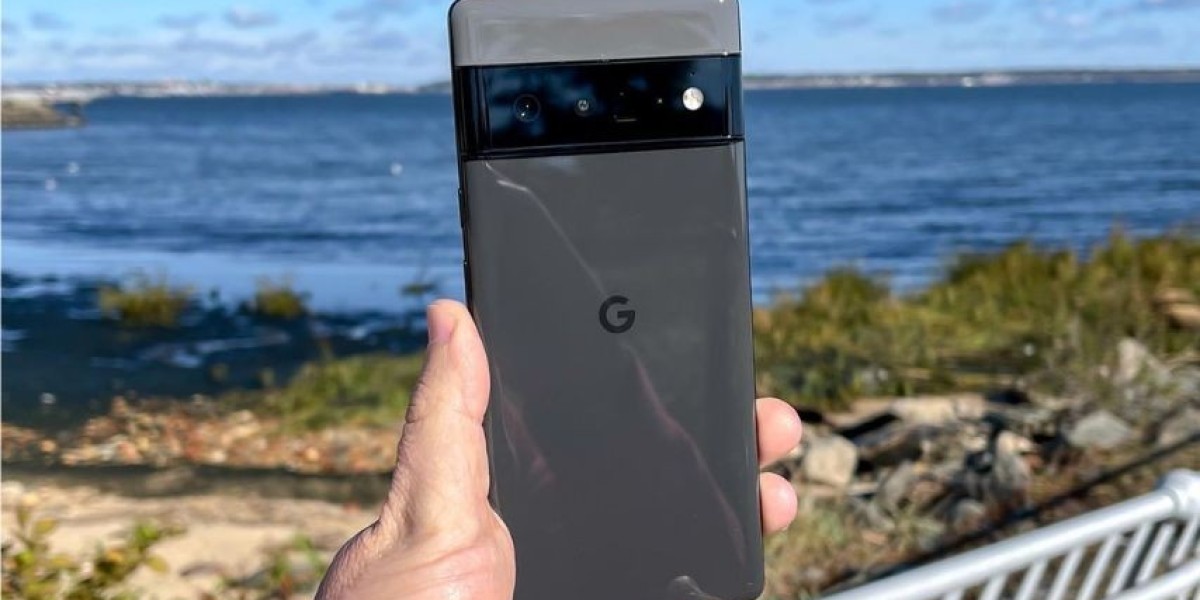 Pixel 6 Pro vs. The Competition: Why Google’s Flagship Takes the Crown