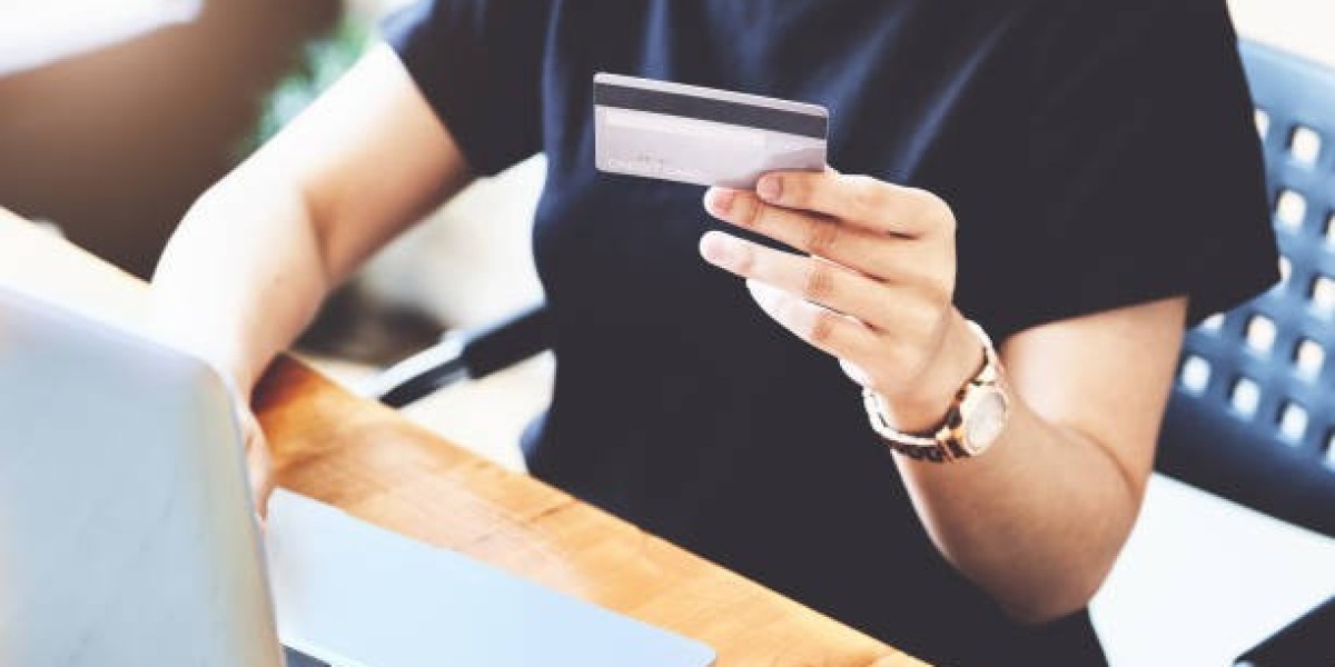 Why Every Freelancer Should Have an NFC Business Card